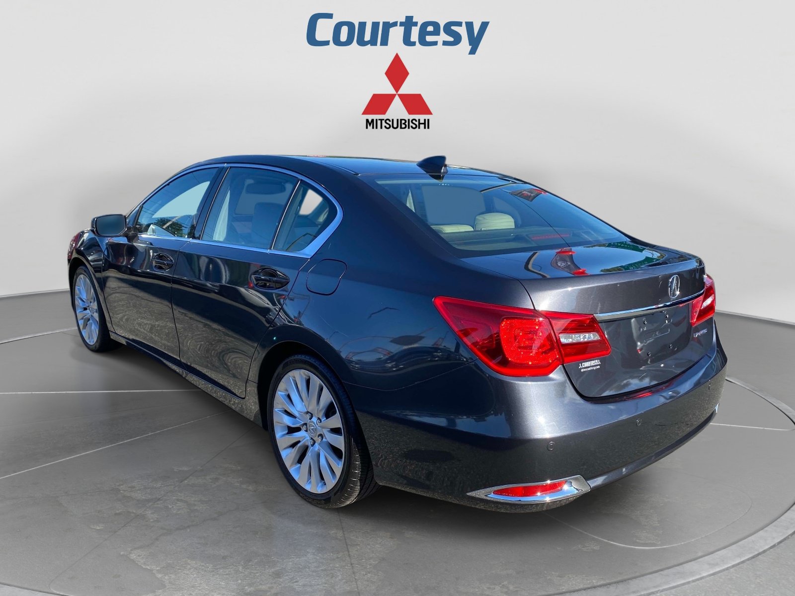Used 2015 Acura RLX w/ Advance Package FWD image 3