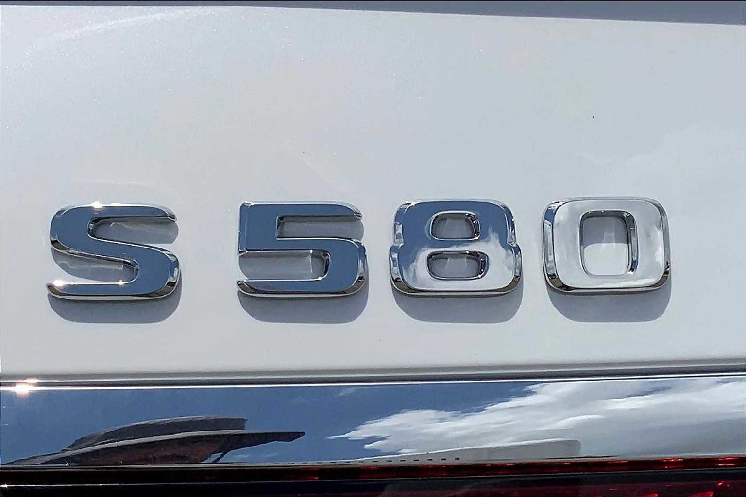 New 2025 Mercedes-Benz S 580 4MATIC Sedan image 7
