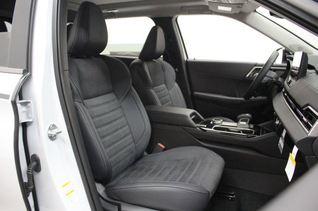 New 2026 Mitsubishi Outlander Trail Edition image 19