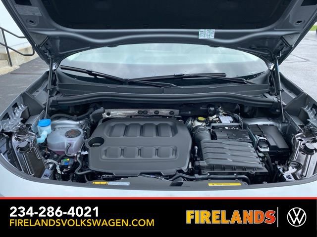 New 2025 Volkswagen Tiguan SE image 78