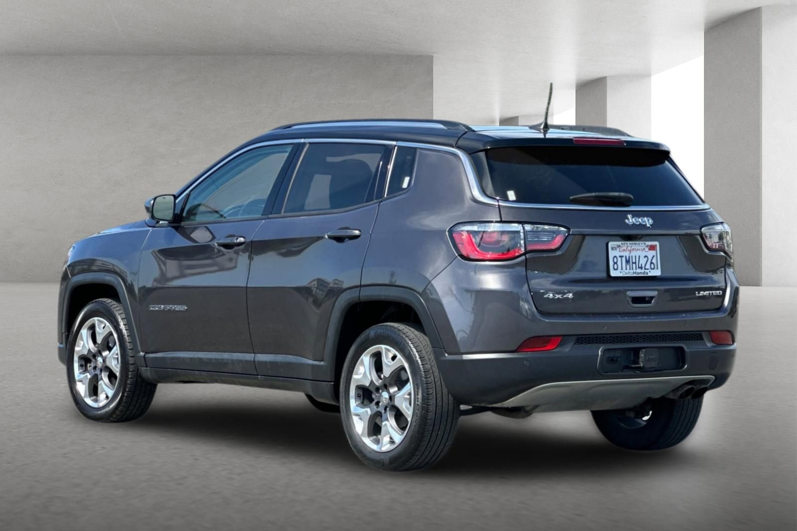 Used 2019 Jeep Compass Limited w/ Advanced Safety Group AWD/4WD image 6