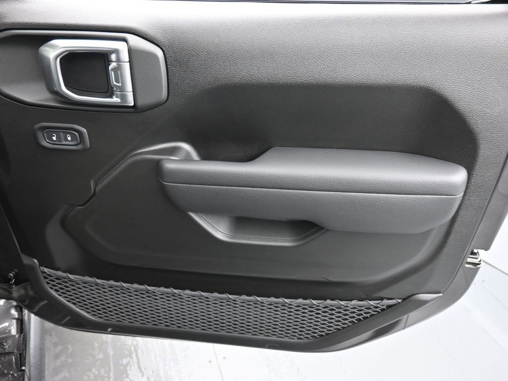 New 2026 Jeep Gladiator Willys image 16