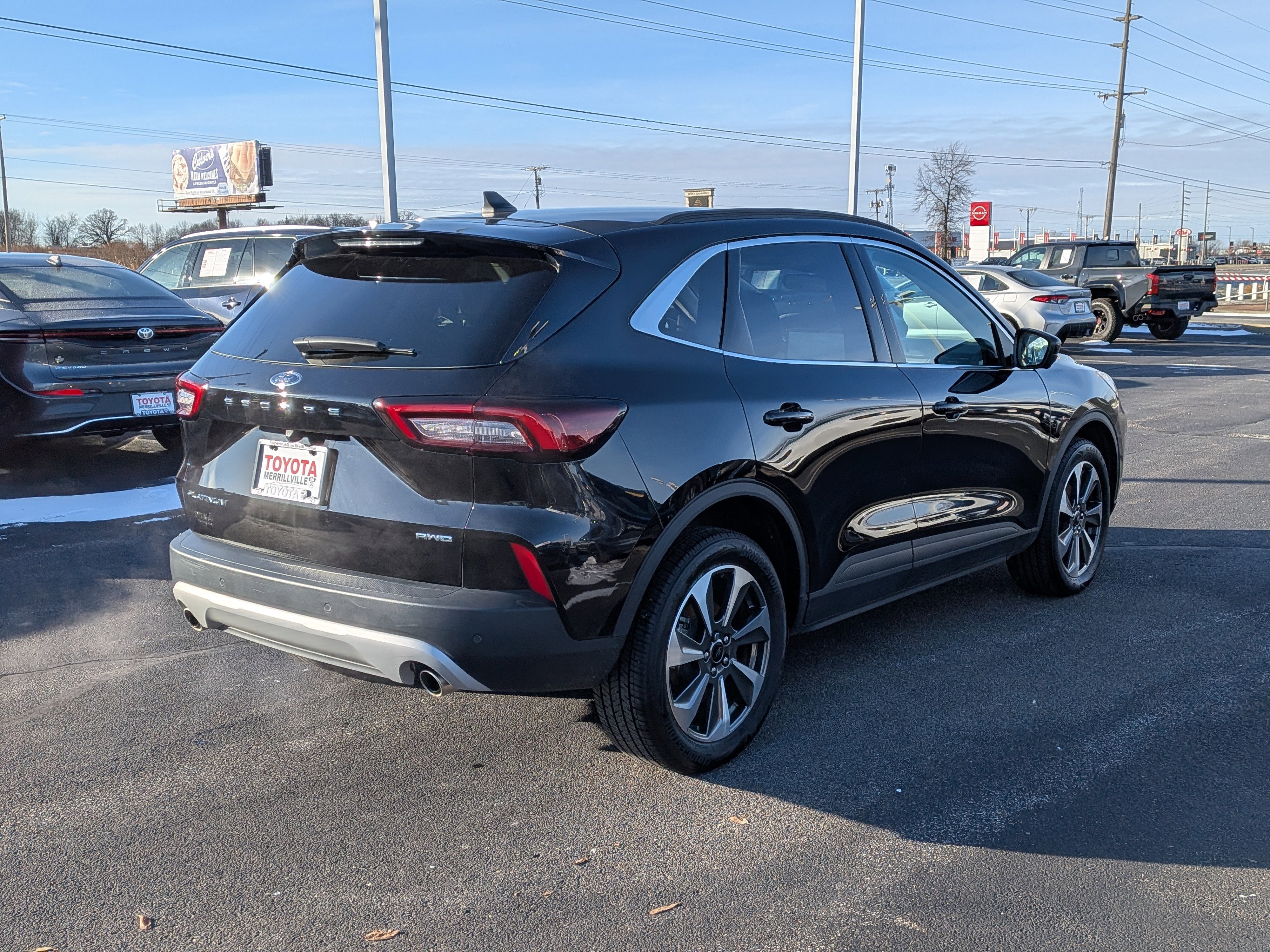 Used 2023 Ford Escape Platinum image 8