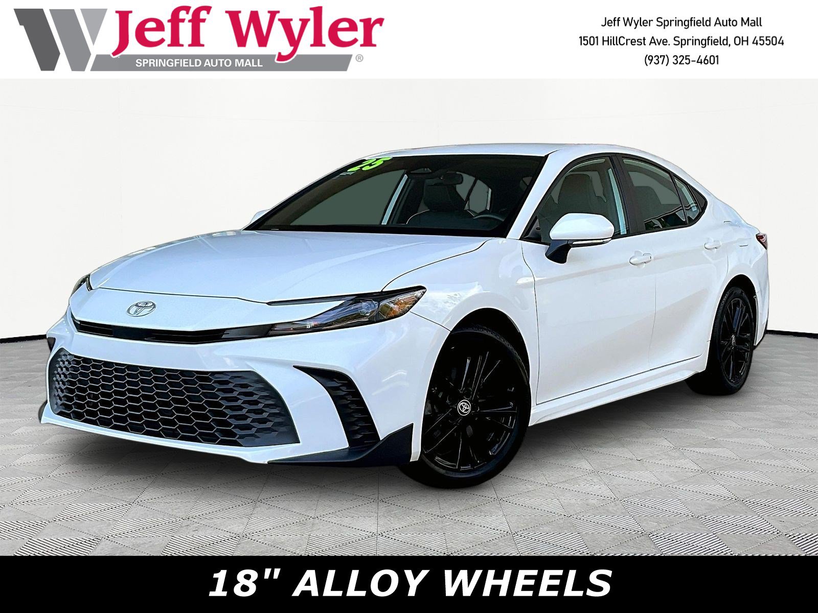 Used 2025 Toyota Camry SE