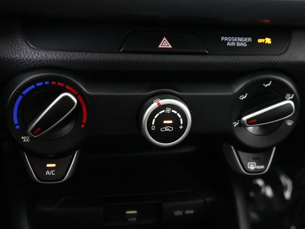 Used 2022 Kia Rio LX FWD image 41