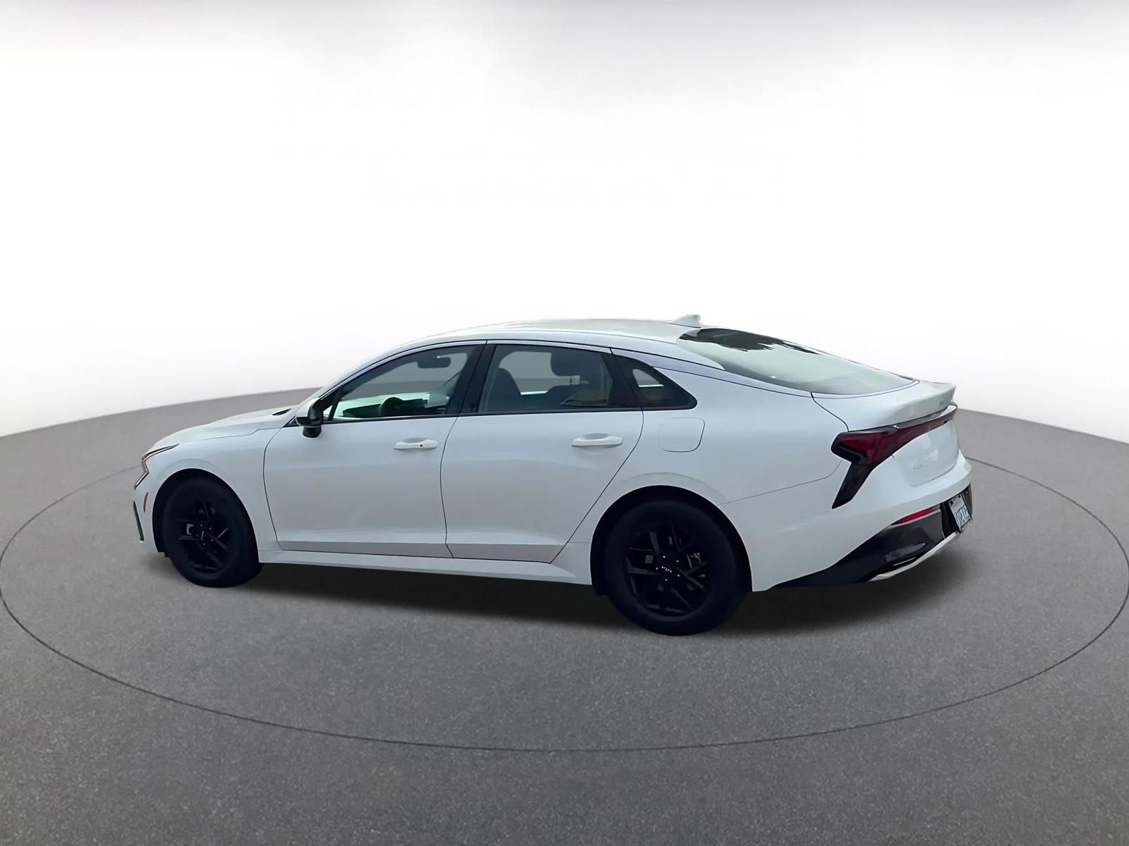 Used 2025 Kia K5 LXS image 10