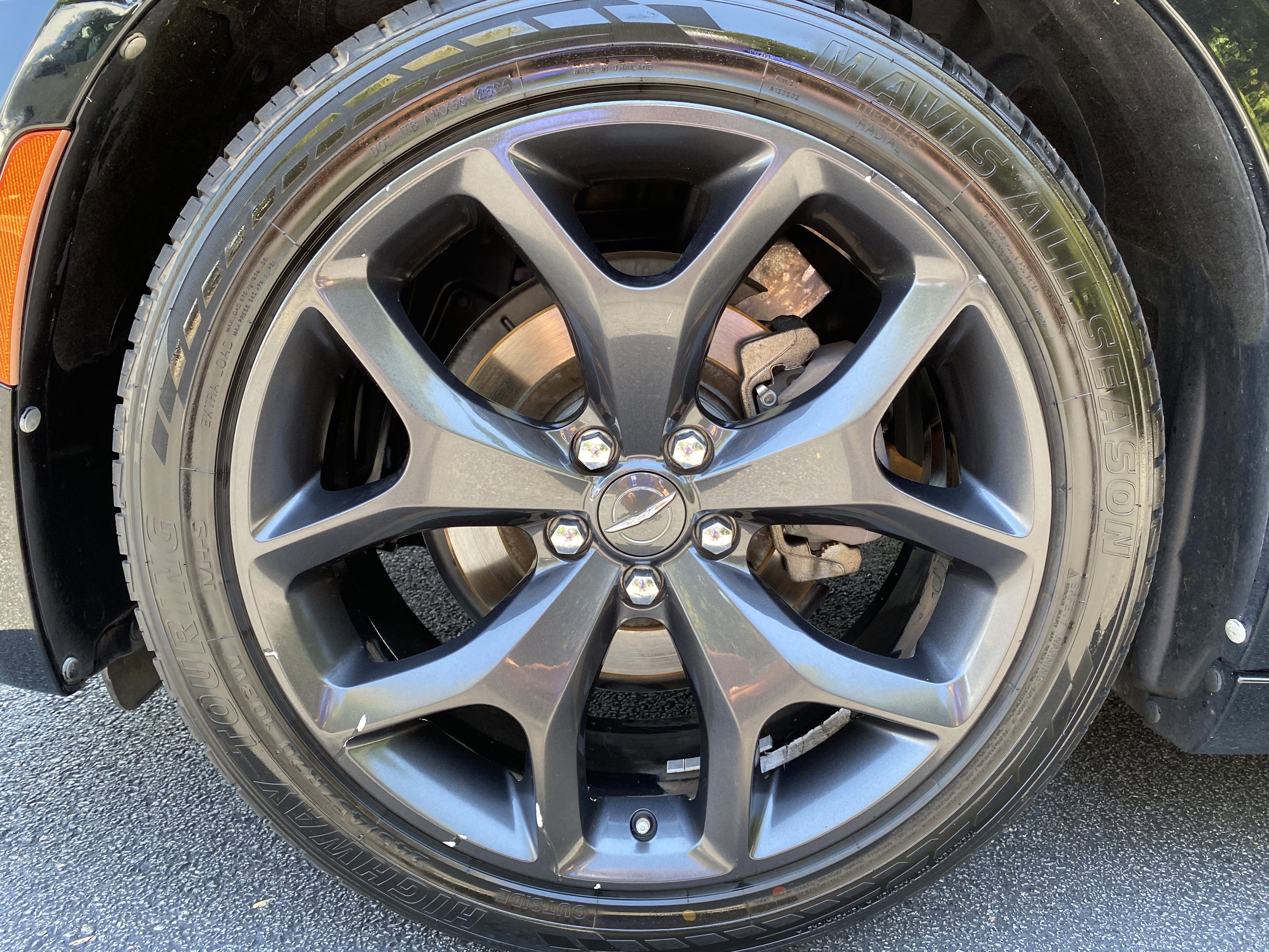 Used 2020 Chrysler 300 Touring w/ Sport Appearance Package image 39