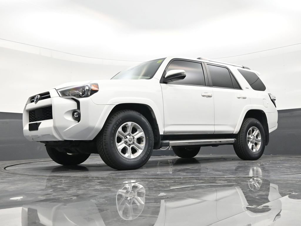 Used 2022 Toyota 4Runner SR5 RWD image 20