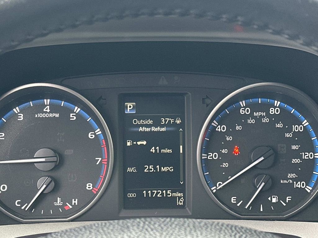 Used 2018 Toyota RAV4 XLE image 20