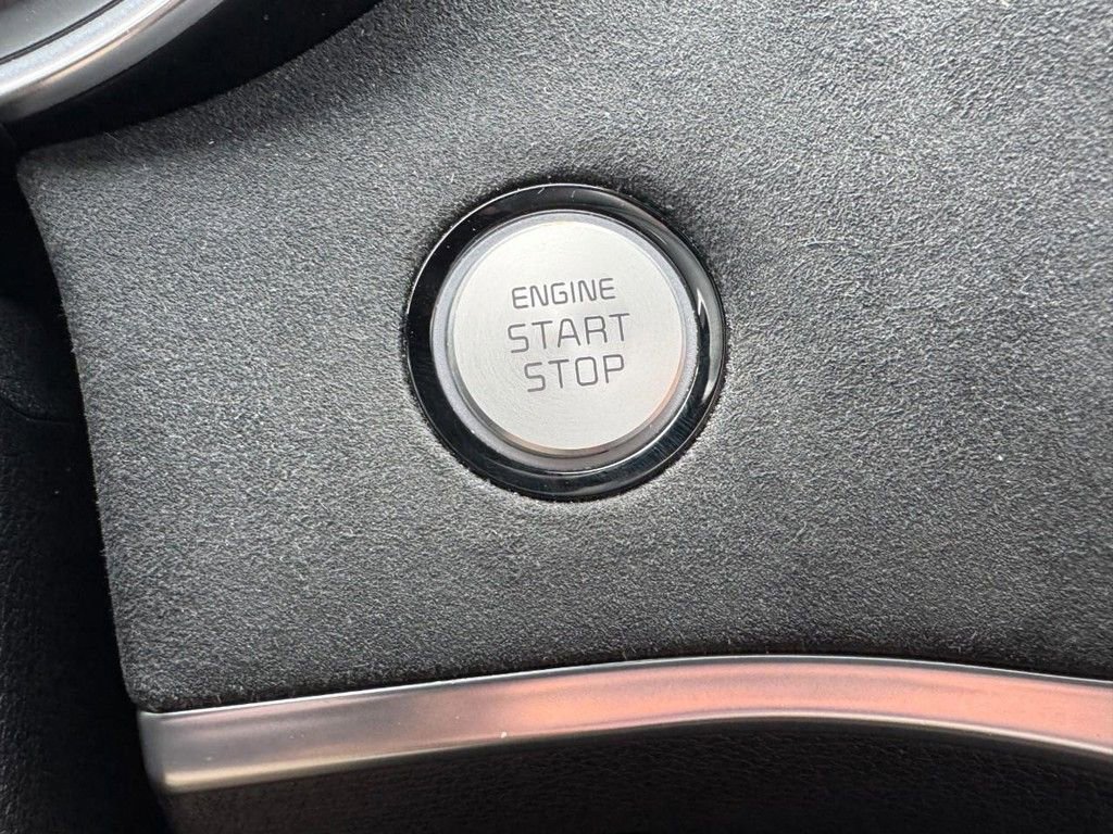 Used 2023 Kia Stinger GT2 image 24