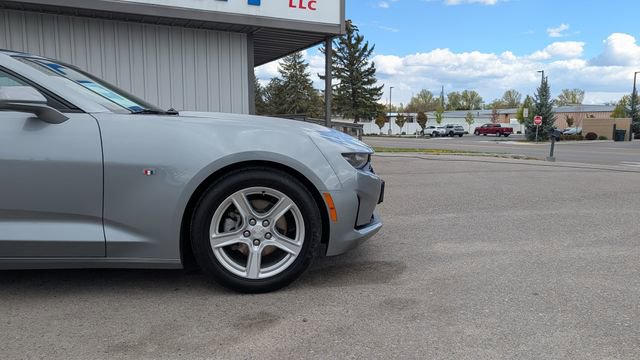 Used 2023 Chevrolet Camaro LT RWD image 20