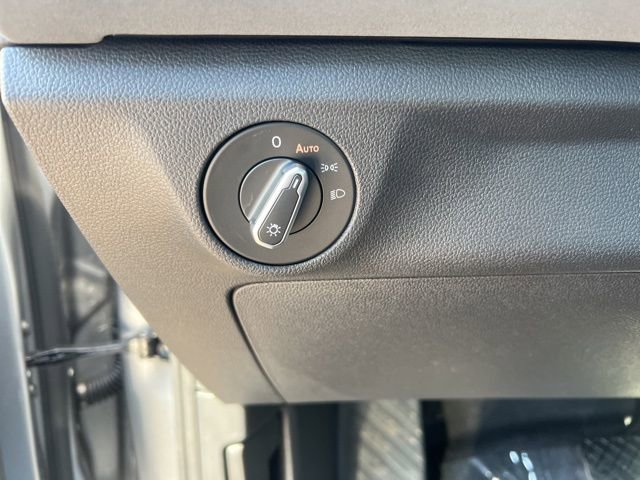 New 2026 Volkswagen Jetta SE image 12