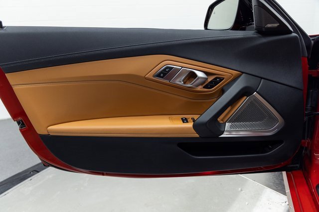 Certified 2022 BMW Z4 M40i w/ Premium Package image 11