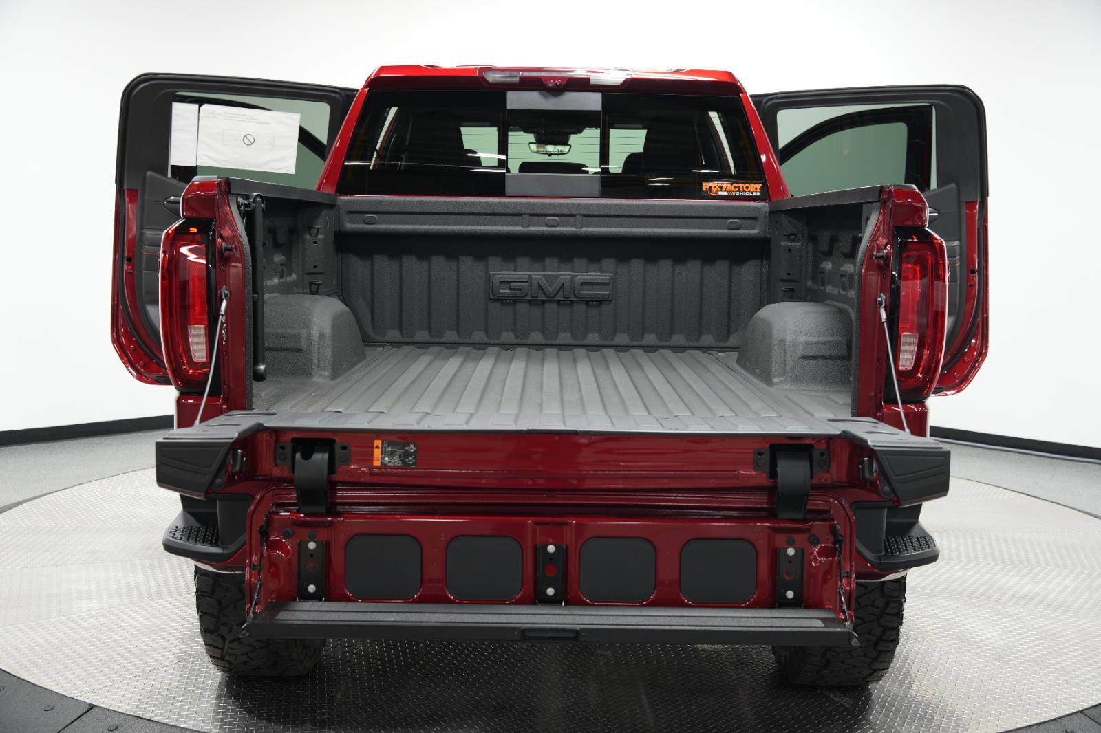 New 2025 GMC Sierra 1500 AT4 w/ AT4 Premium Package image 15