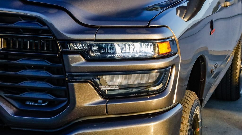 New 2026 RAM 2500 Big Horn AWD/4WD image 5