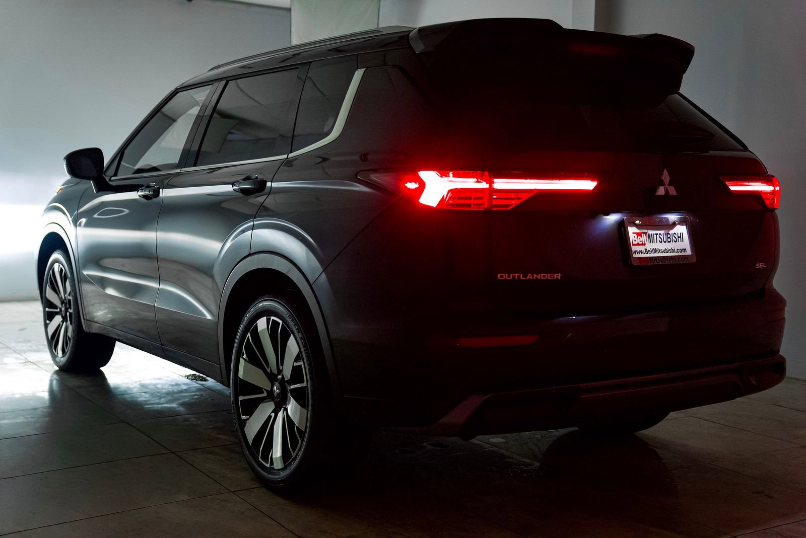 Used 2025 Mitsubishi Outlander SE image 38