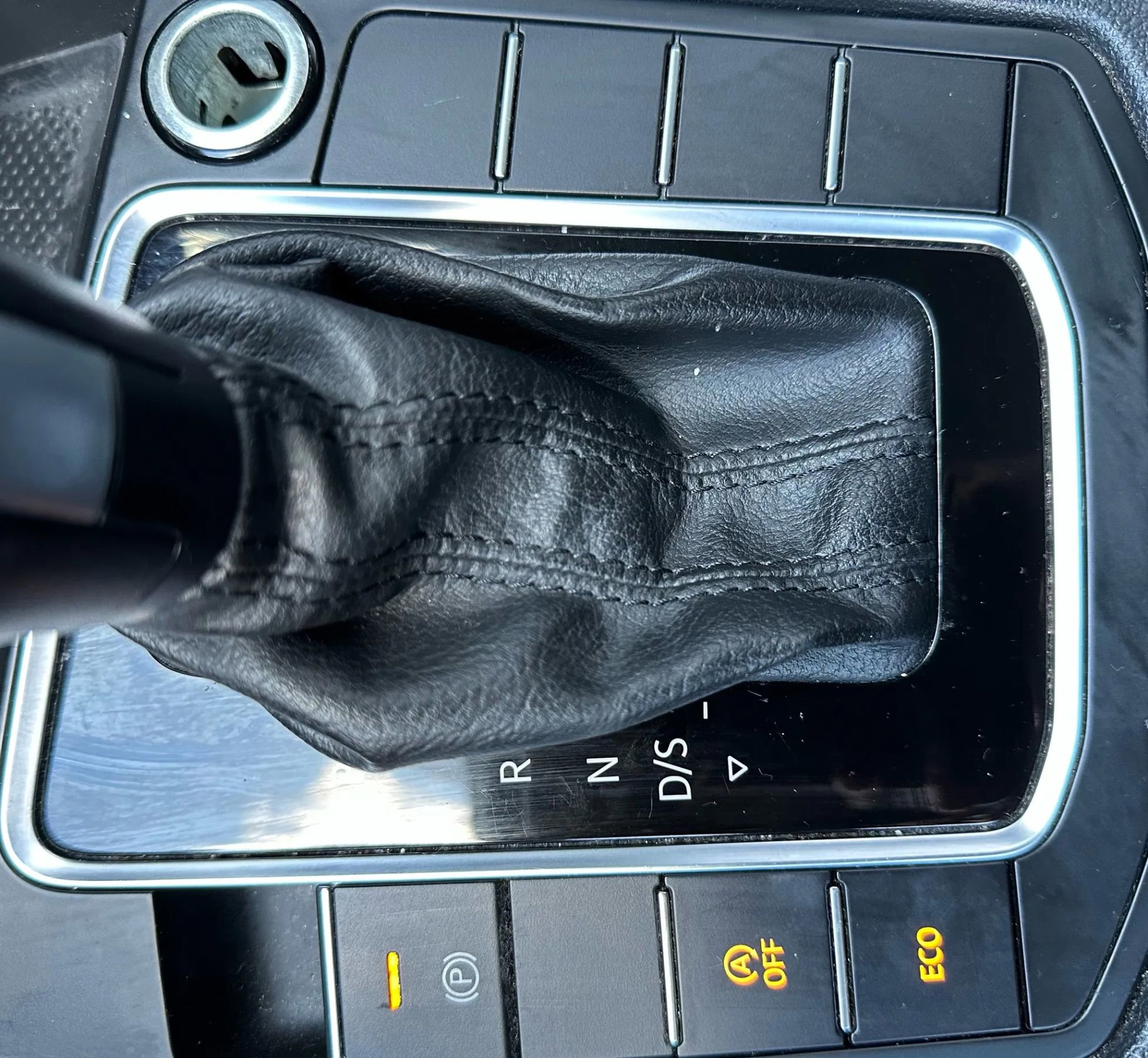 Used 2021 Volkswagen Jetta R-Line image 21