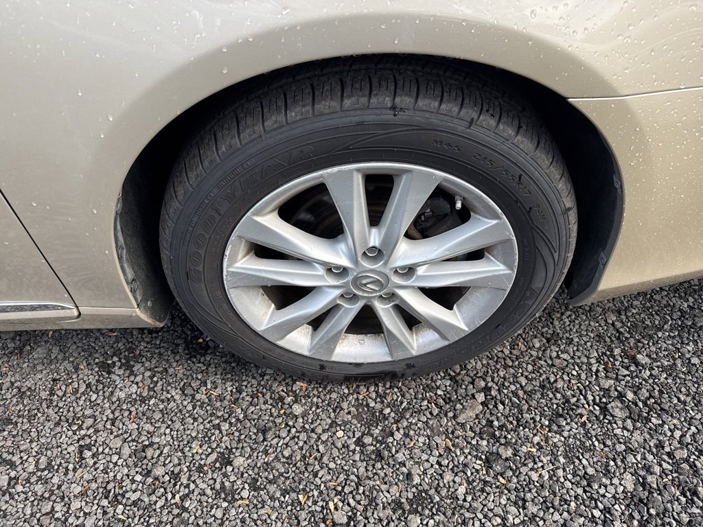 Used 2011 Lexus ES 350 image 6