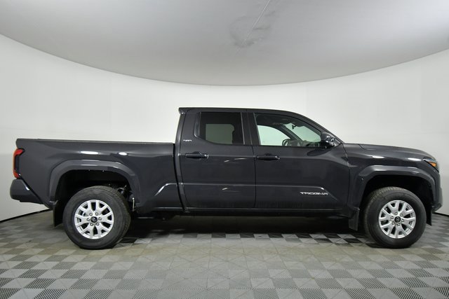 Used 2024 Toyota Tacoma SR5 image 15