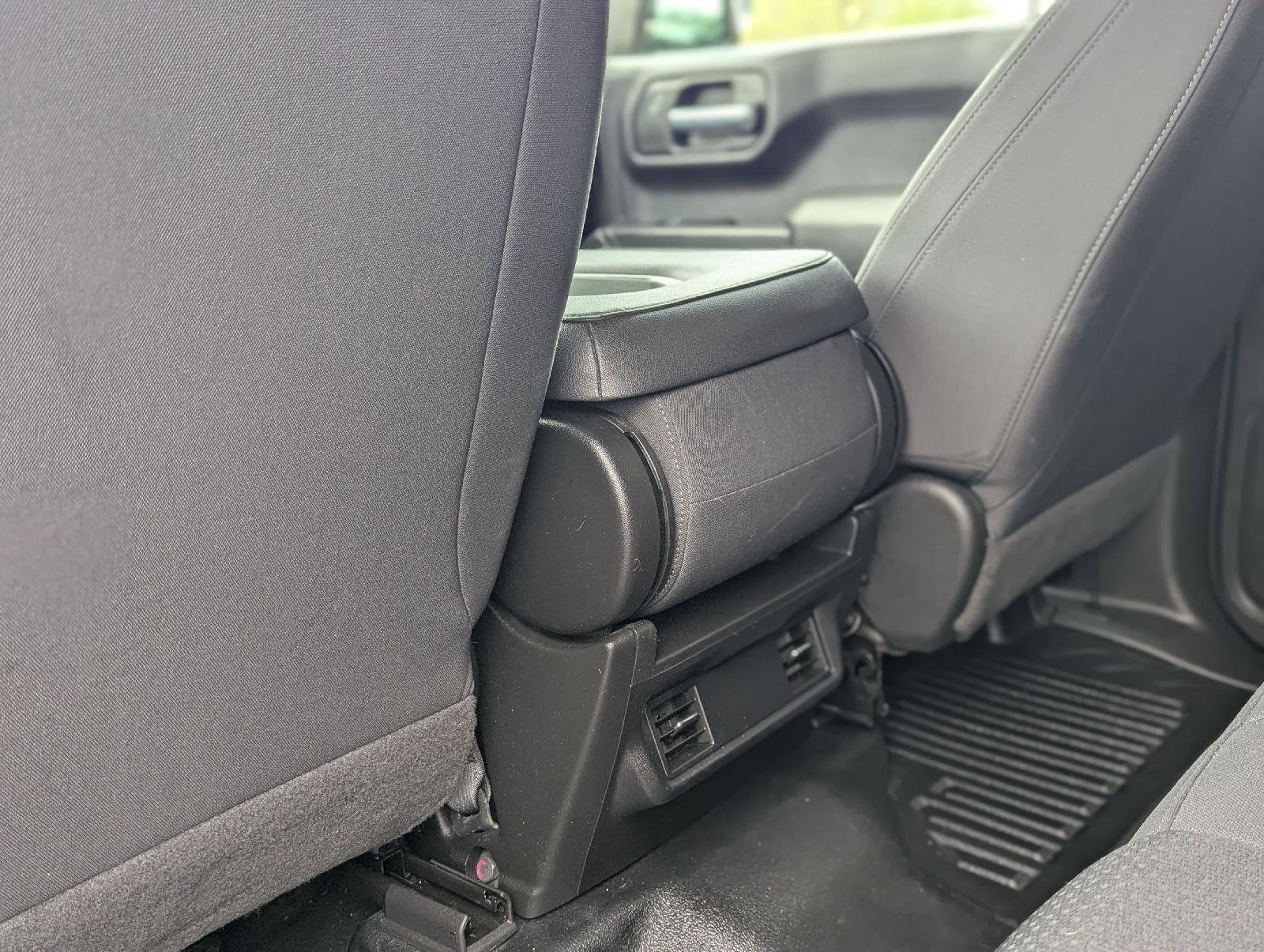 Used 2022 Chevrolet Silverado 1500 W/T w/ WT Value Package AWD/4WD image 18