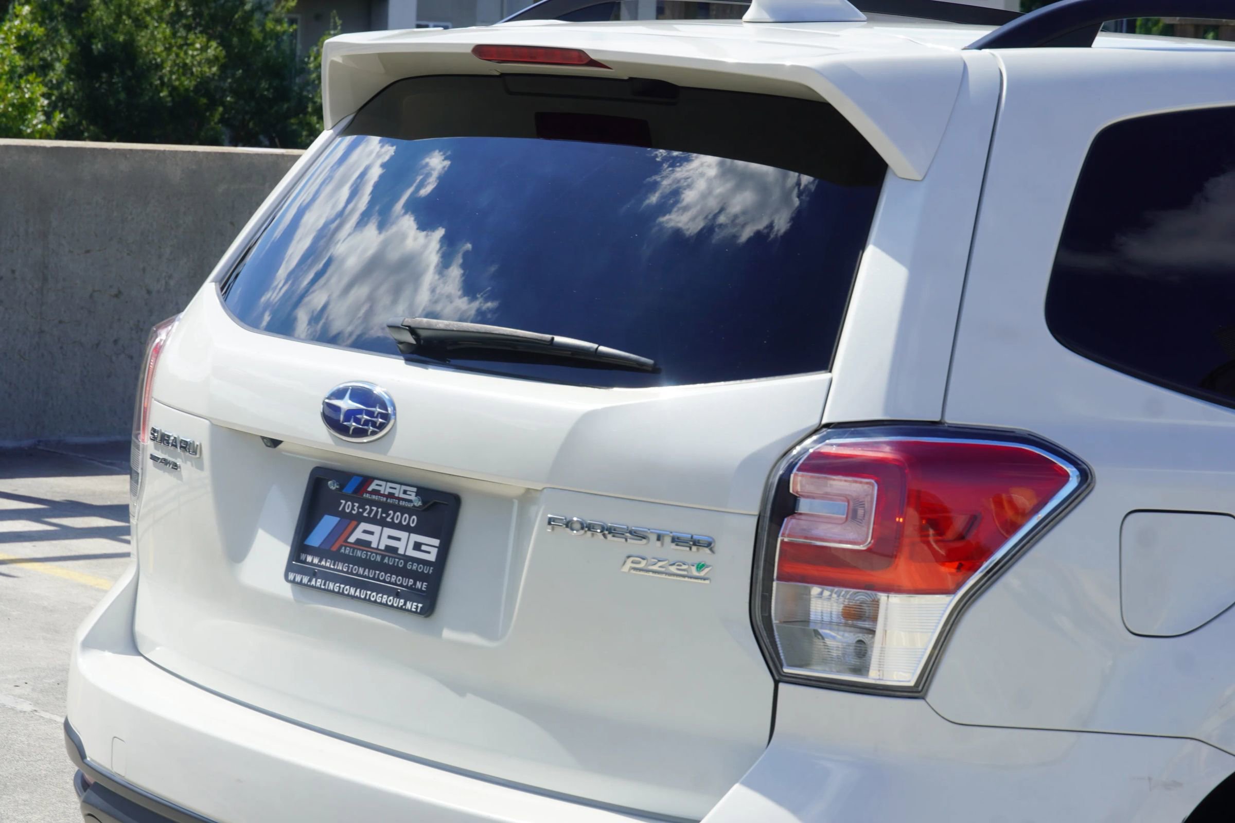 Used 2017 Subaru Forester 2.5i Premium w/ All-Weather Package image 30