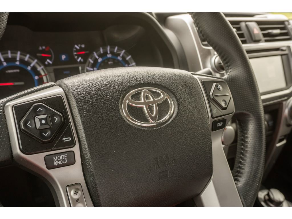 Used 2018 Toyota 4Runner SR5 image 30