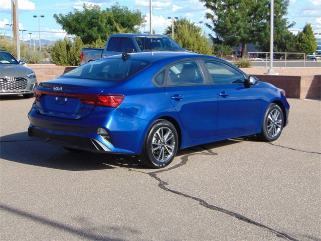 Used 2023 Kia Forte LXS image 4