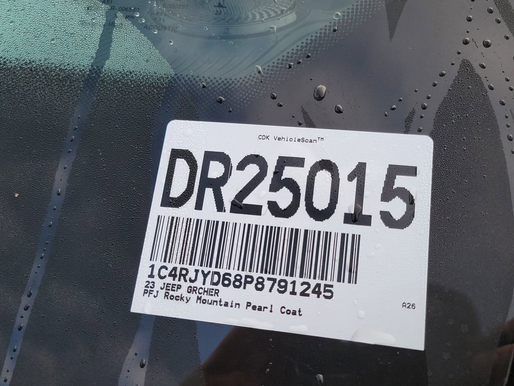 Used 2023 Jeep Grand Cherokee Overland w/ Advanced Protech Group III image 29