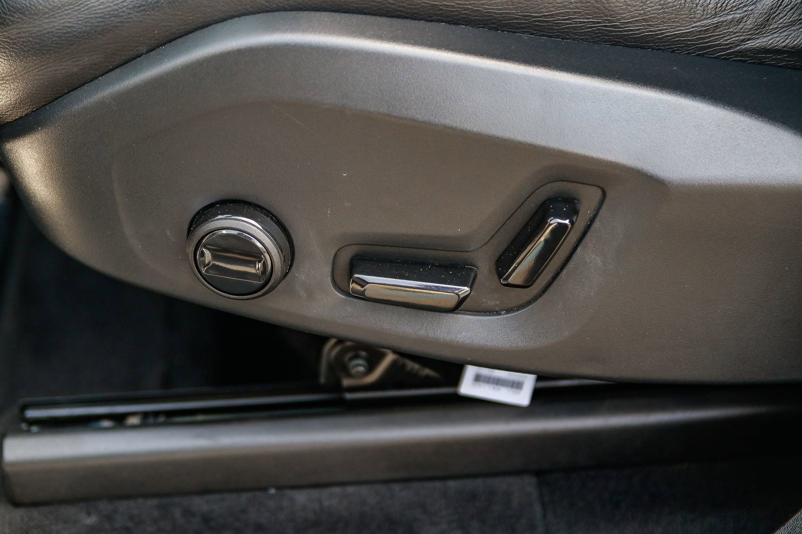 Used 2023 Volvo XC90 B5 Core image 24