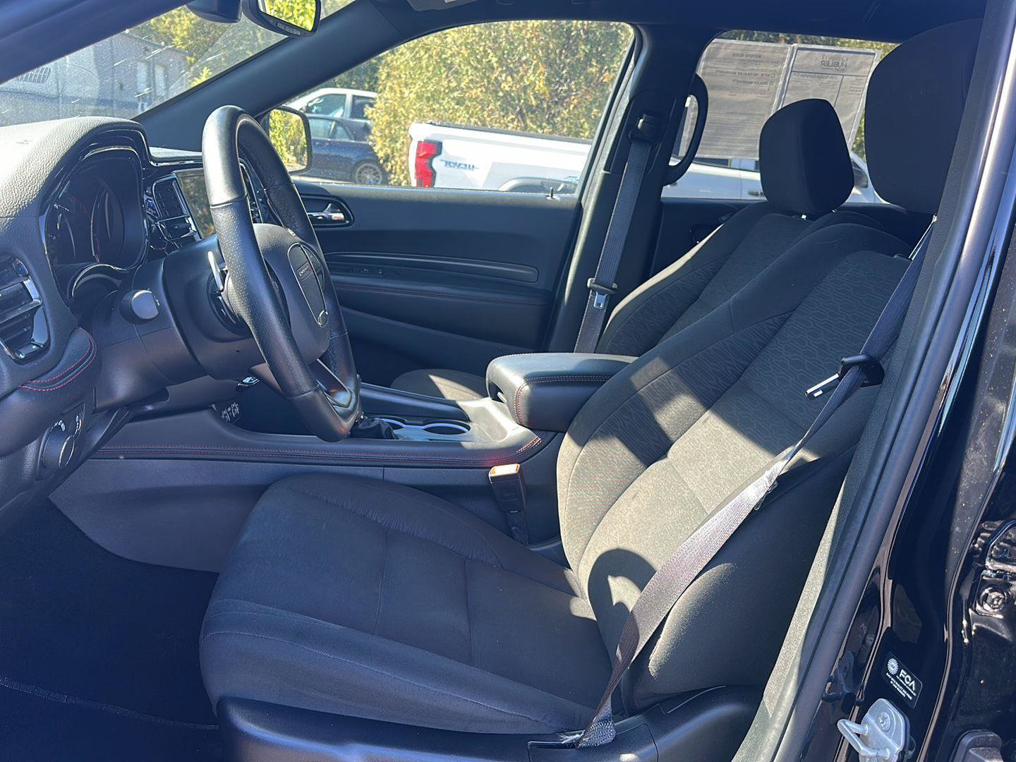 Used 2025 Dodge Durango GT AWD/4WD image 9