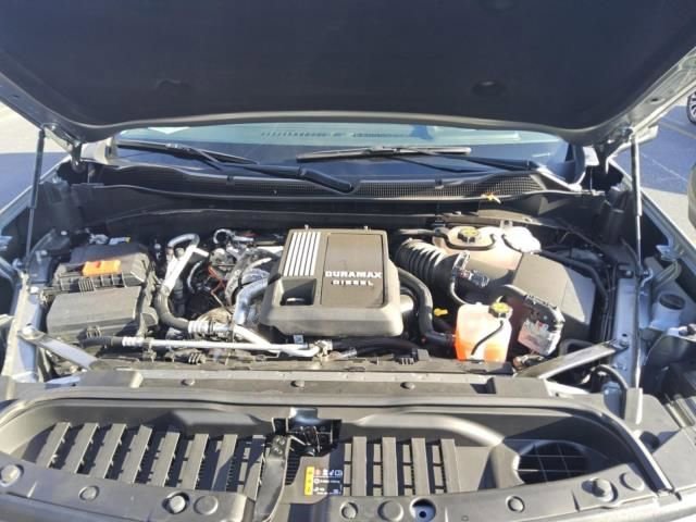 Used 2026 Chevrolet Silverado 1500 LT Trail Boss w/ Convenience Package II image 9