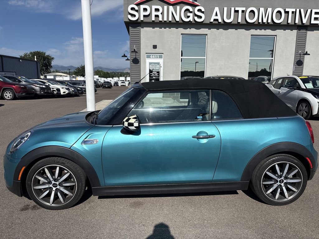 Used 2016 MINI Cooper S image 2