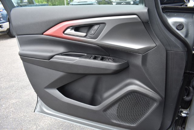 New 2026 Chevrolet Equinox EV RS AWD/4WD image 33