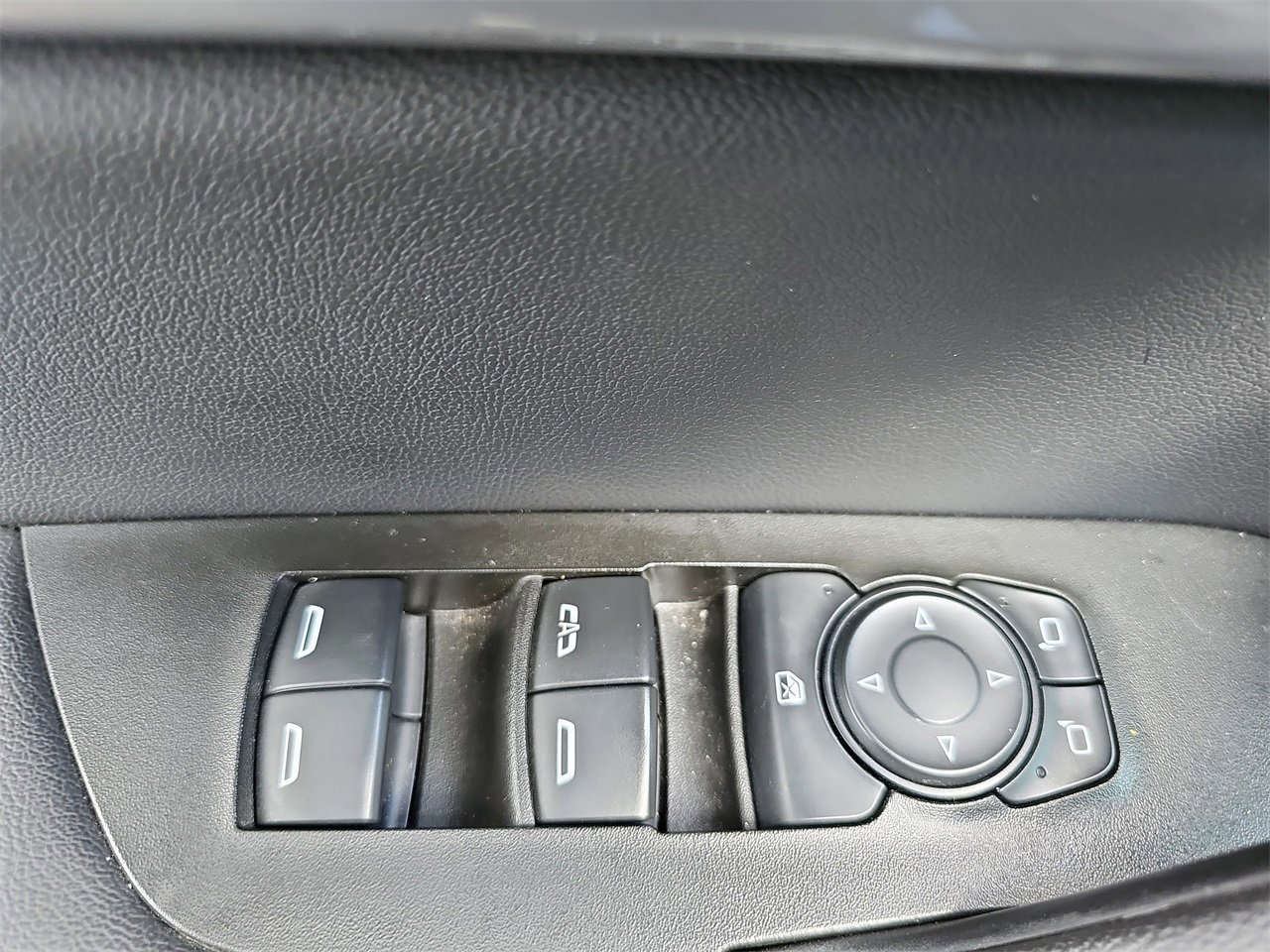 Certified 2023 Chevrolet Blazer LT w/ Convenience Package image 30