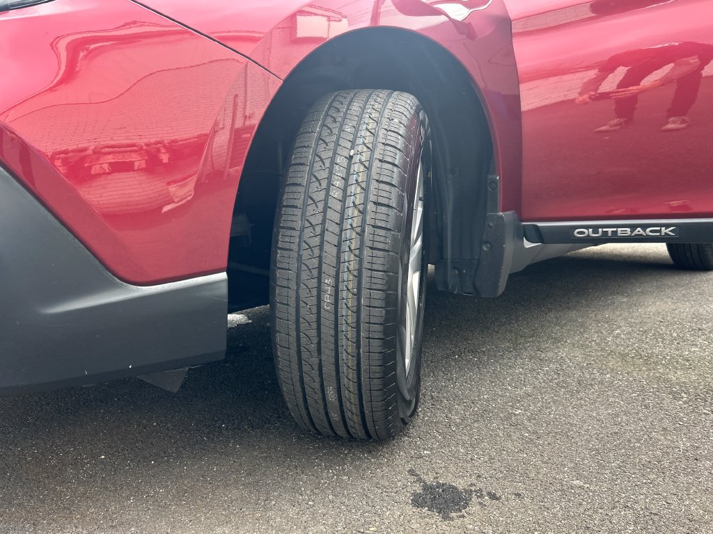 Used 2019 Subaru Outback 2.5i Premium AWD/4WD image 24