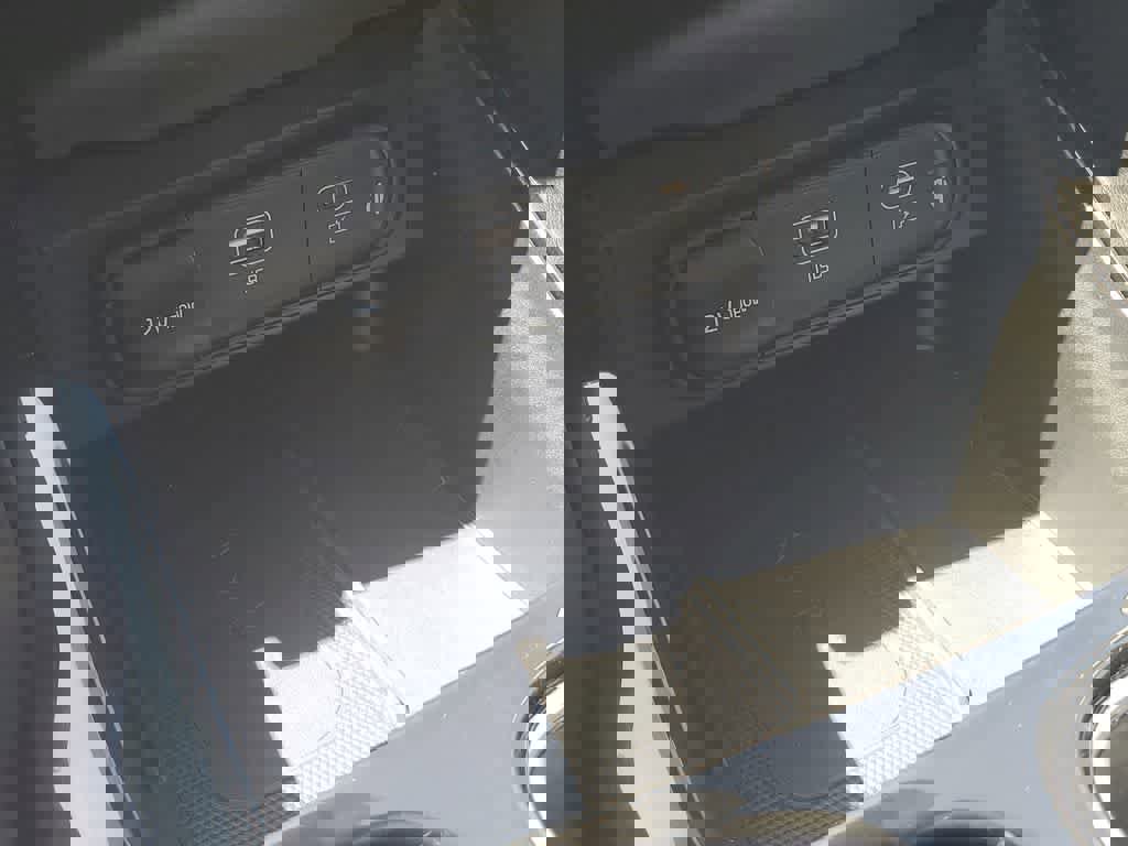 Used 2023 Kia Telluride SX image 31