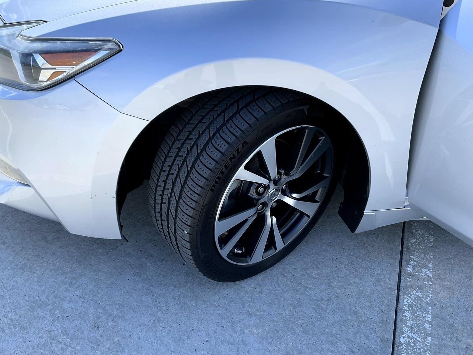 Used 2017 Nissan Maxima Platinum FWD image 24