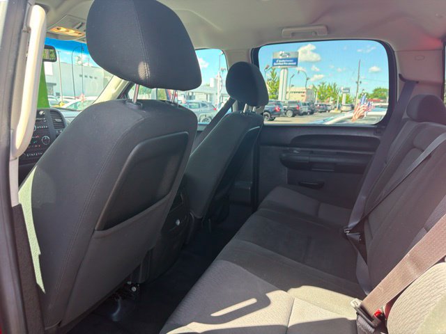 Used 2014 Chevrolet Silverado 2500 LT w/ Interior Plus Package AWD/4WD image 18