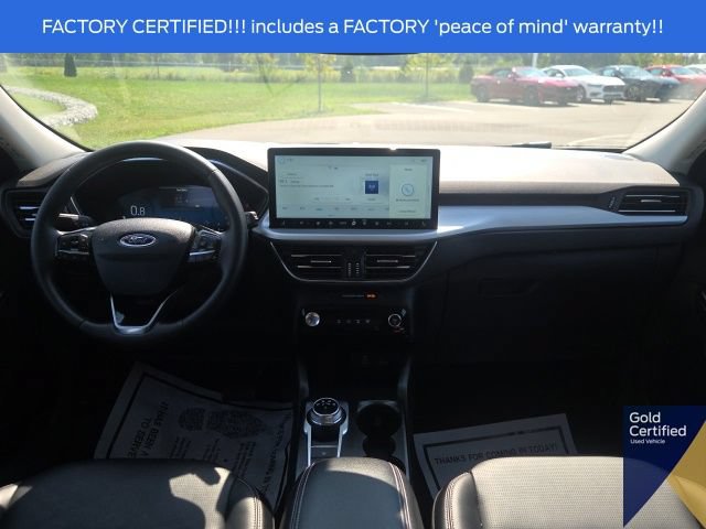 Used 2025 Ford Escape Platinum AWD/4WD image 21