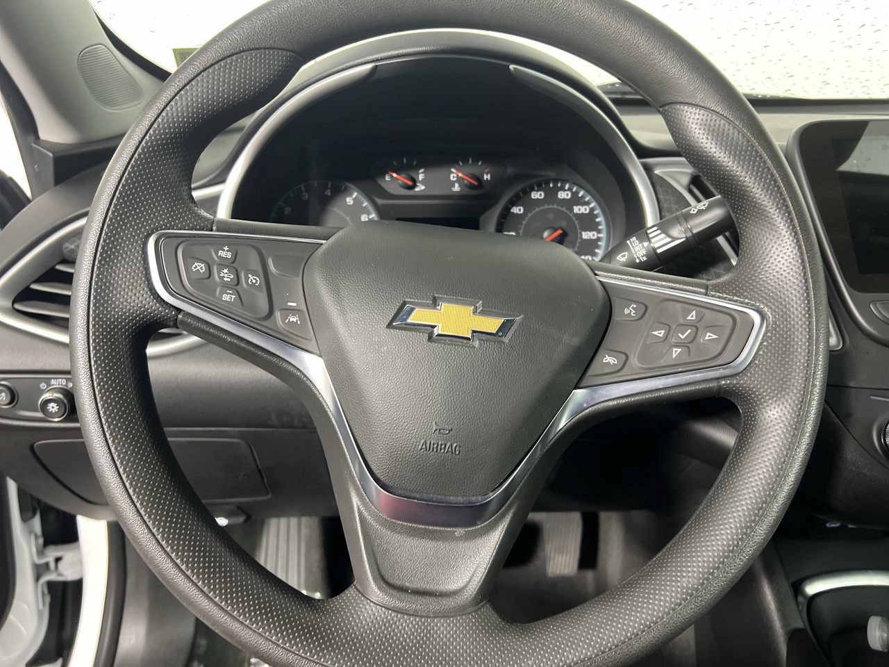Used 2024 Chevrolet Malibu LT FWD image 10