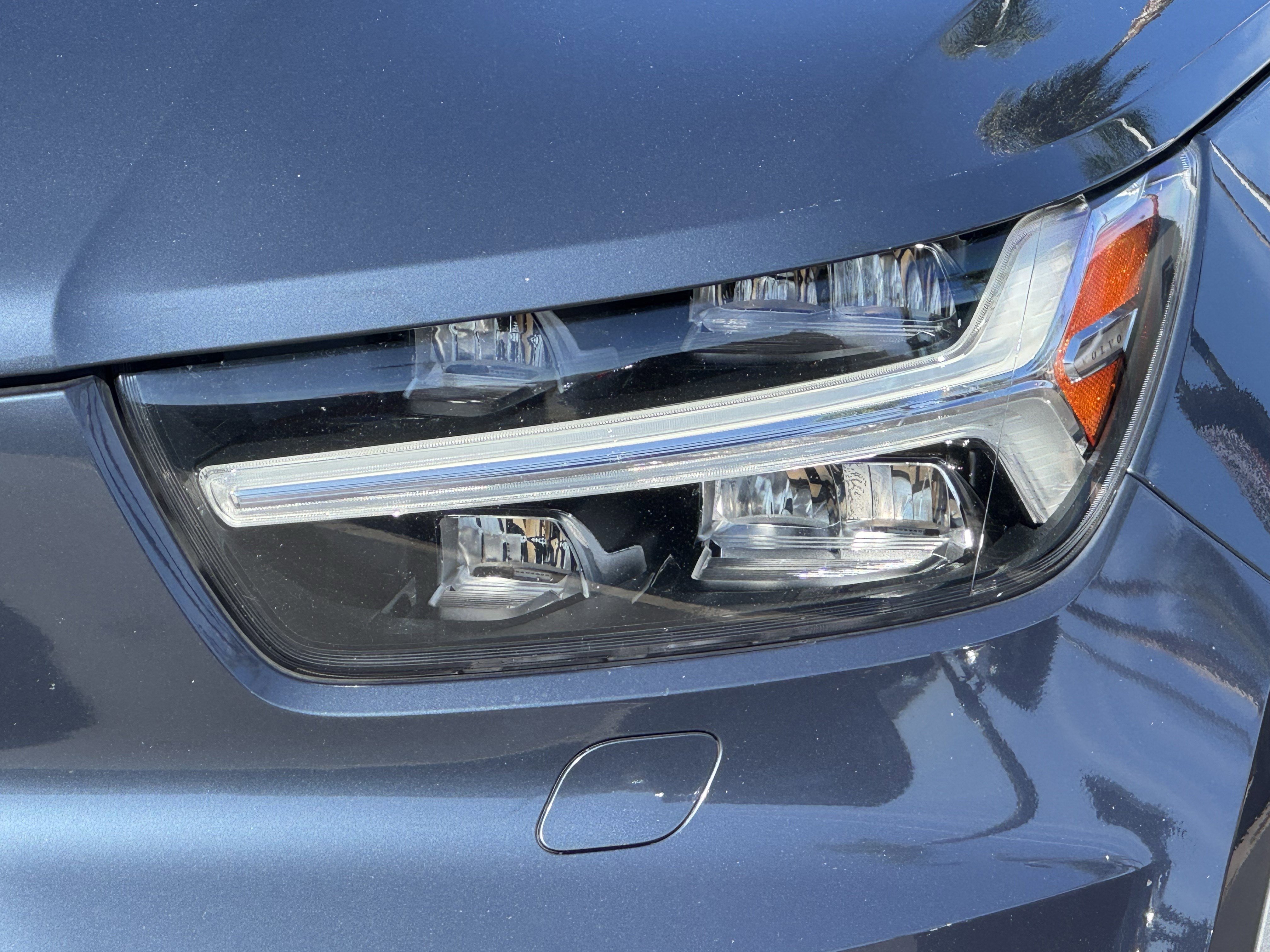 Used 2022 Volvo XC40 P8 Recharge Ultimate image 6