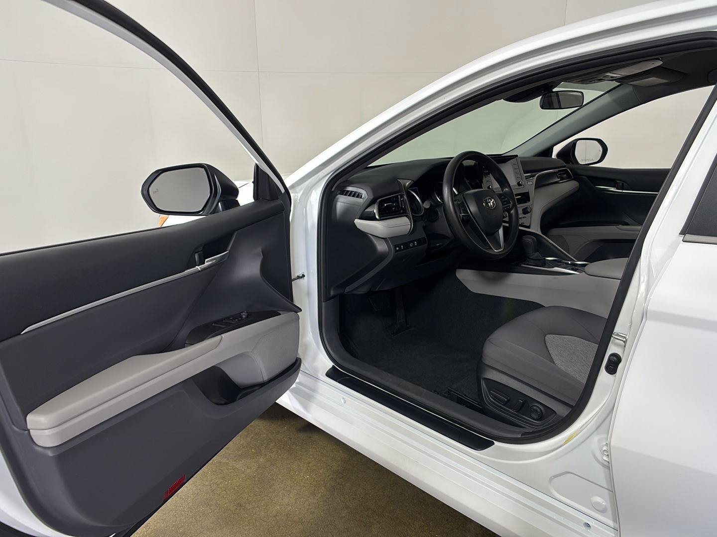 Used 2023 Toyota Camry LE FWD image 2