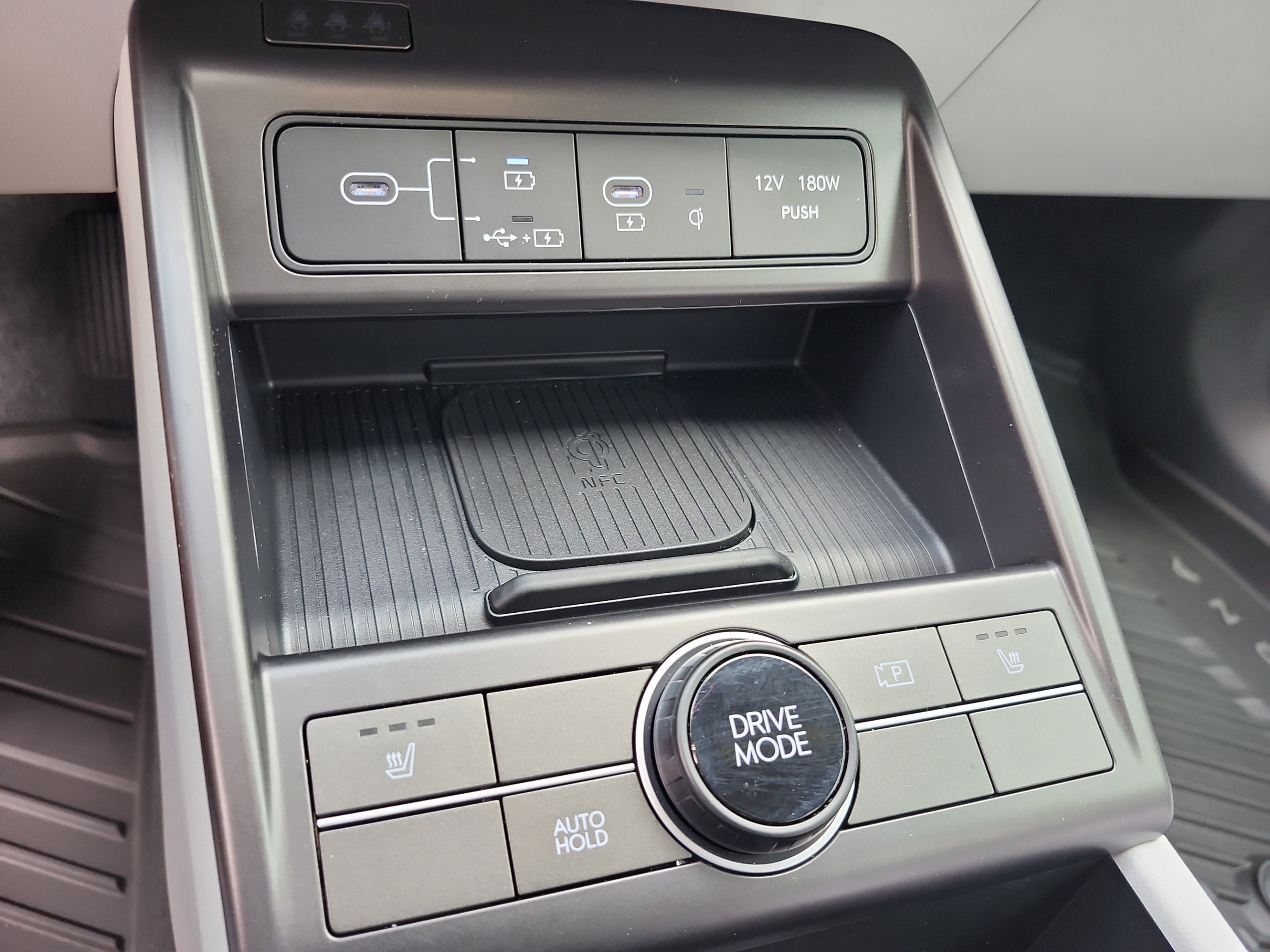Certified 2024 Hyundai Kona SEL w/ Convenience Package FWD image 28
