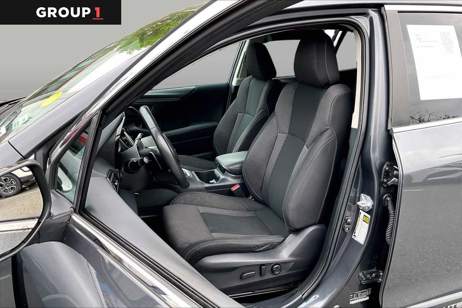 Used 2024 Subaru Outback Premium AWD/4WD image 8