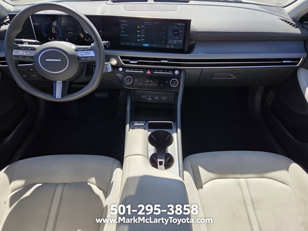 Used 2025 Hyundai Sonata SEL FWD image 12