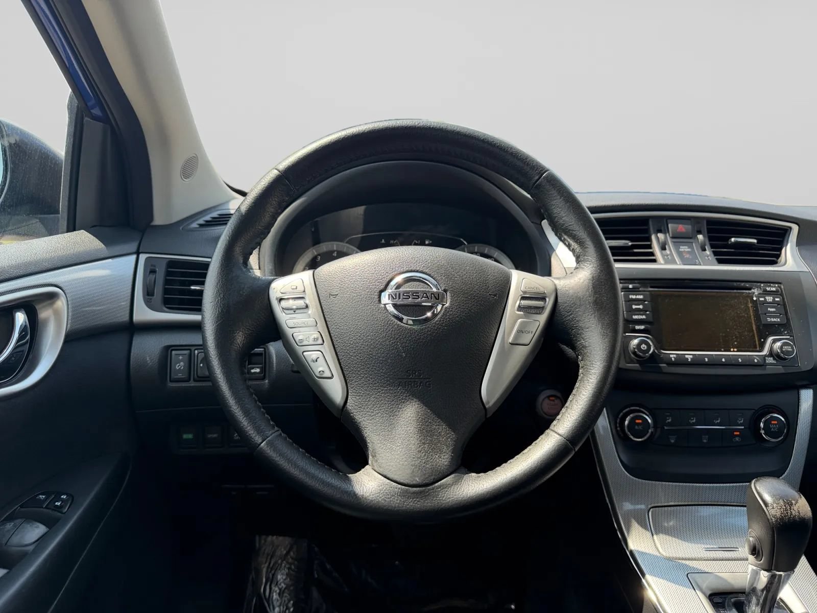Used 2015 Nissan Sentra SR FWD image 20