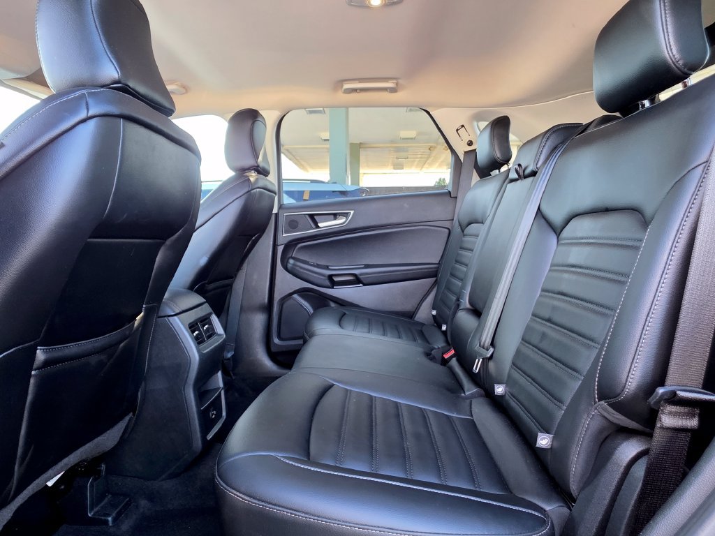 Used 2021 Ford Edge SEL FWD image 17