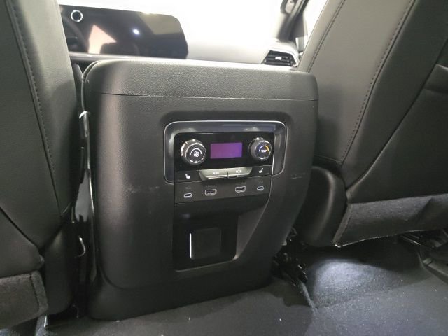 New 2026 Chevrolet Suburban Z71 image 23