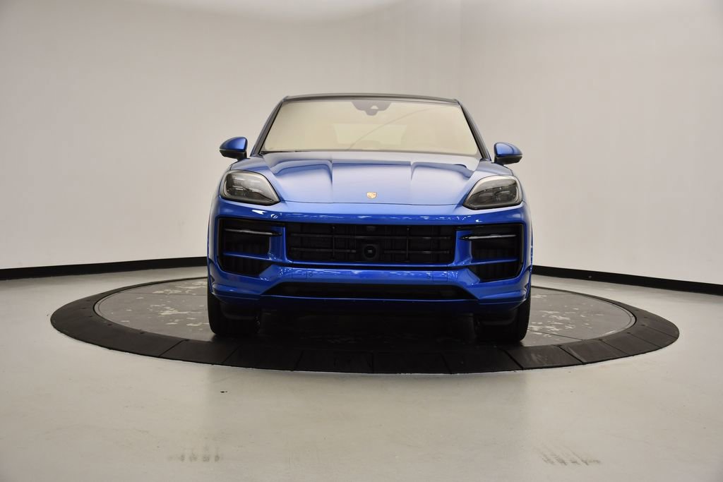 Certified 2025 Porsche Cayenne S image 10