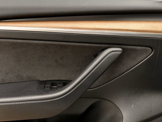 Used 2023 Tesla Model 3 Standard Range image 21